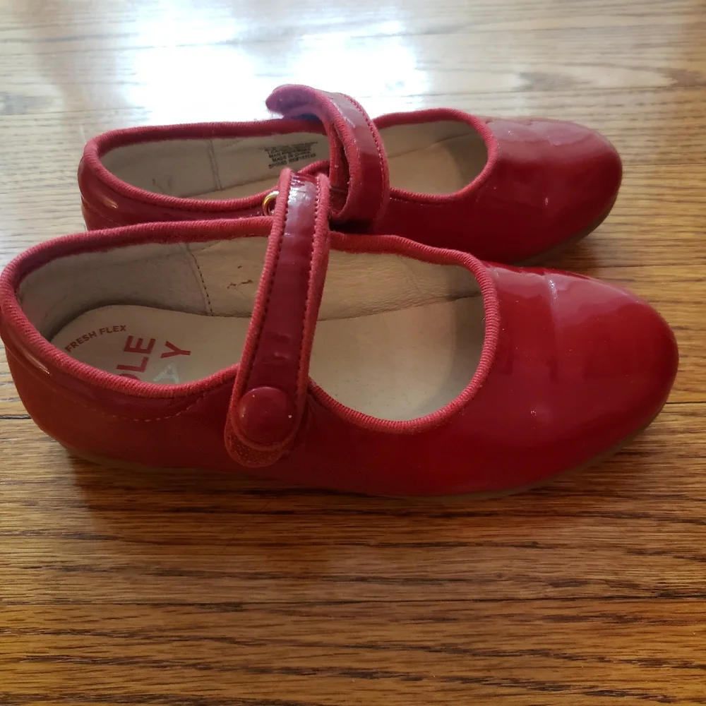Sole Play Button Mary Jane Red Patent Shoes